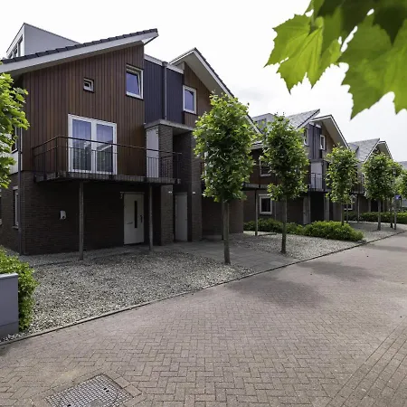 Apartament With Jetty Near Amsterdam